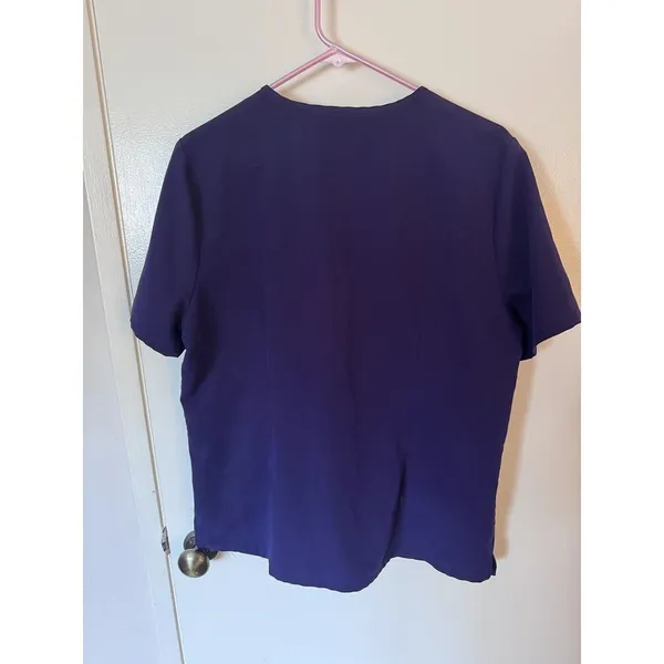 FIGS Technical Collection Women’s Scrub Top Purple Size XL Medical Nurse Doctor - Image 2