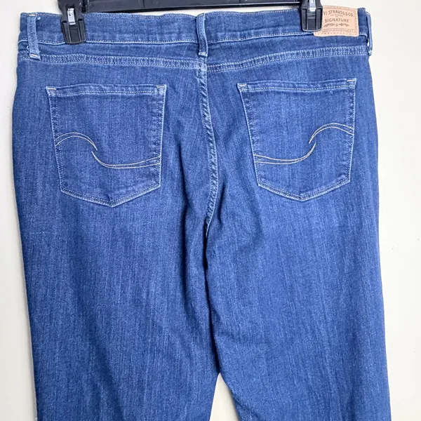 Levi Strauss Signature Jeans 18 Blue Plus Mid Rise Straight Leg Stretch Denim - Image 9