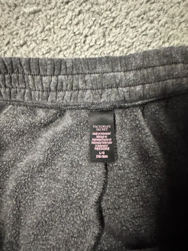 Victoria's Secret Lounge Shorts - Image 3