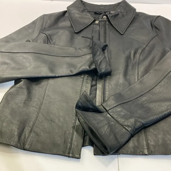 Attention Women’s leather jacket  L - Image 7