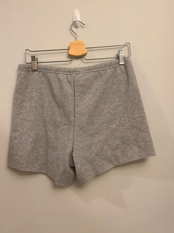 SKIMS COTTON FLEECE CLASSIC SHORT Heather Grey Medium - Image 8