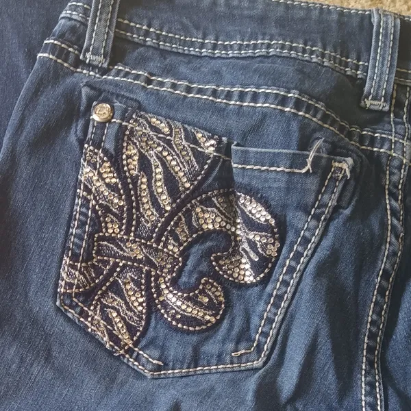 Miss Me Medium Wash Embellished Skinny Jeans sz 29 - Image 5