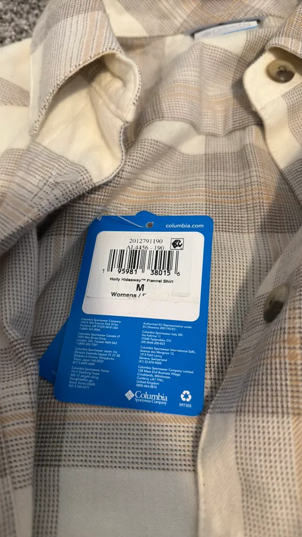 Columbia Women’s Holly Hideaway Long Sleeve Top M - Image 2
