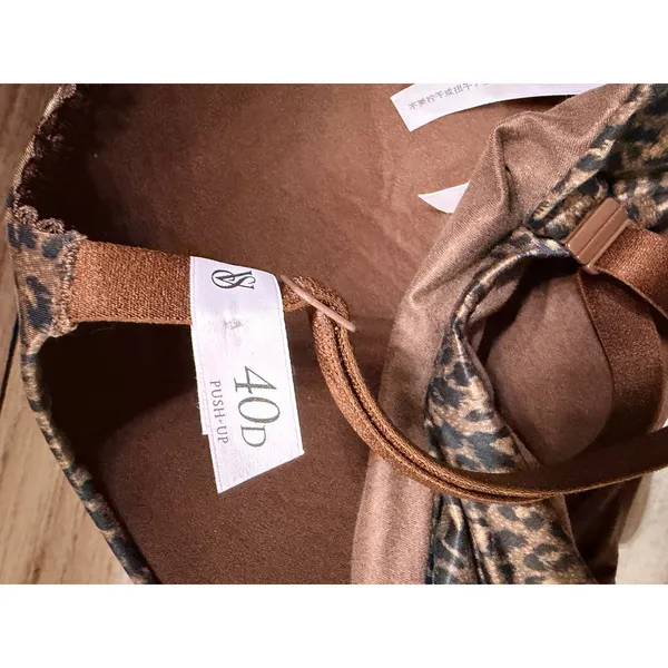 Victoria's Secret Body‎ By Victoria Leopard Print Push-Up Bra Brown 40D - Image 3