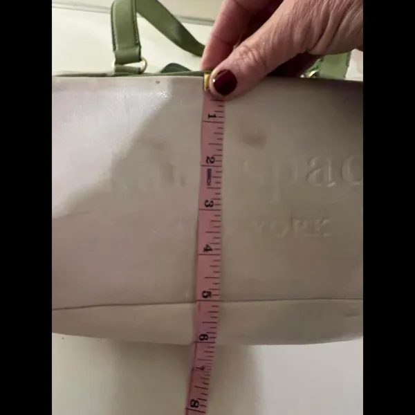 Kate Spade Green and White Leather Handbag - Image 6