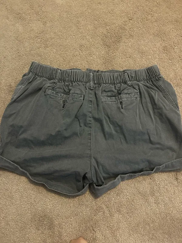 Old Navy Shorts - Image 3