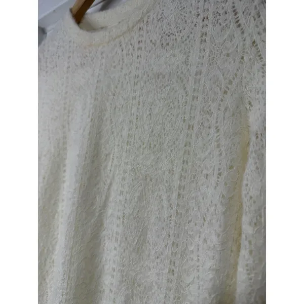 Commense Cream Lace Knit Long Sleeve Crew Neck Fuzzy Top NWOT - Image 4