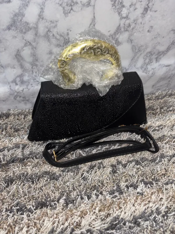 Black Croc-Embossed Handbag with Gold Handle & Crossbody Strap - Image 3