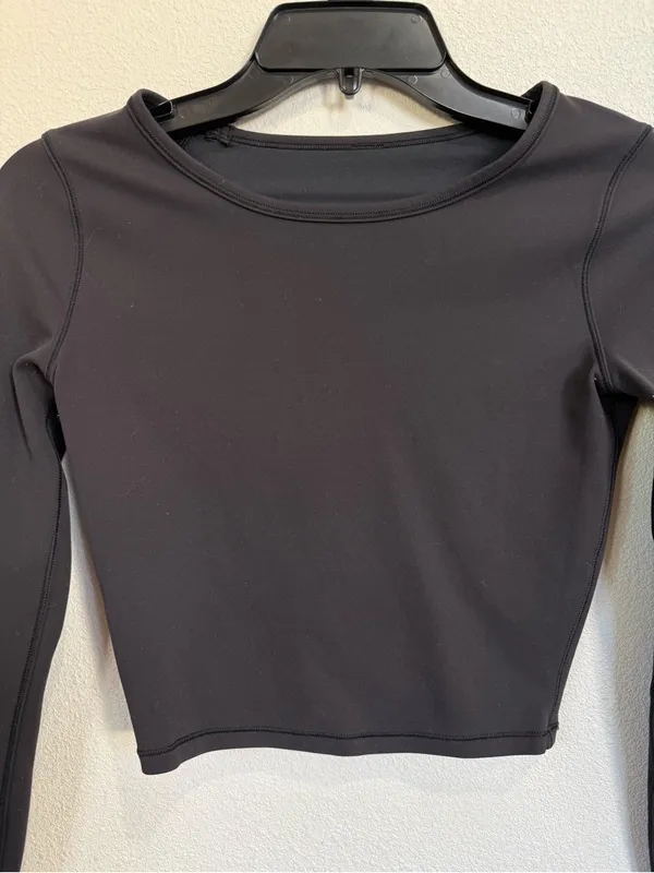 lululemon athletica Black Long-Sleeve Cropped Performance Top - Image 4