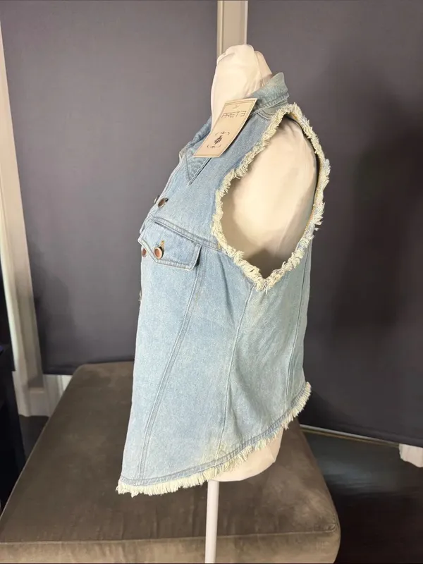 Women’s Vintage Sleeveless Light Wash Denim Vest with Frayed Edges Size M NOS - Image 4