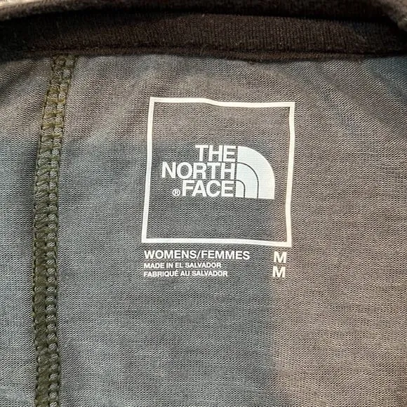 The North Face Crop Top‎ Womens M Camo Mesh Back Athletic Workout Shirt - Image 5
