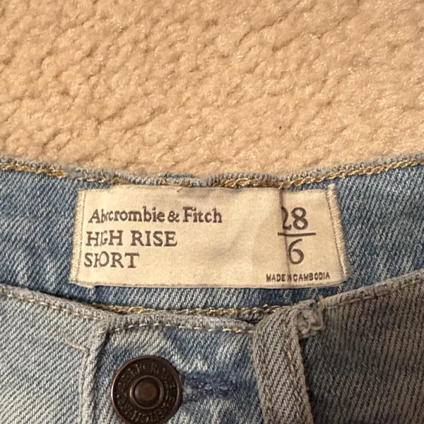 Abercrombie high rise denim shorts - Image 2