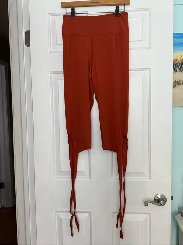 Free People Movement High-Rise 3/4 Length Zen Turnout Leggings - Image 2