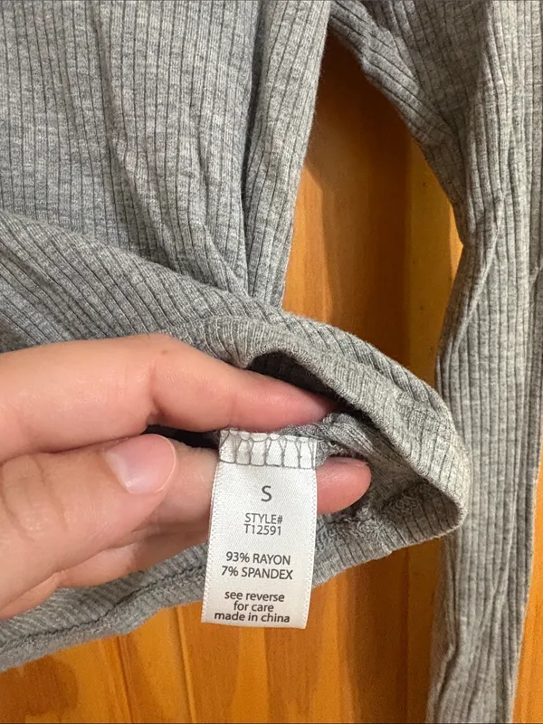 Nordstrom Active USA Size Small Grey Ribbed Long-Sleeve Shirt - Image 3