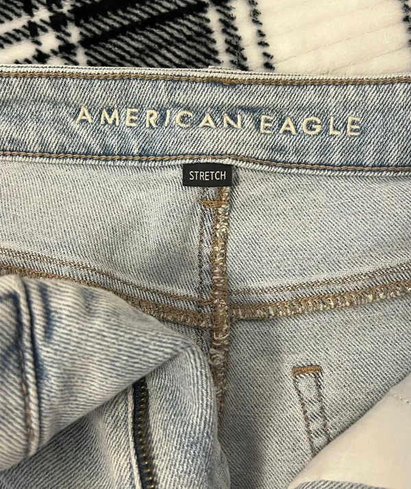 Mom High Rise Jean Shorts - Image 4