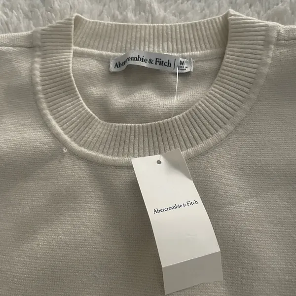 Abercrombie & Fitch Cream and Black Striped Crewneck Sweater - Image 2