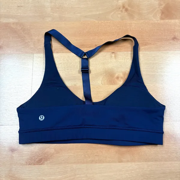 Lululemon Blue Light n Breezy Tank Sports Bra - Image 4