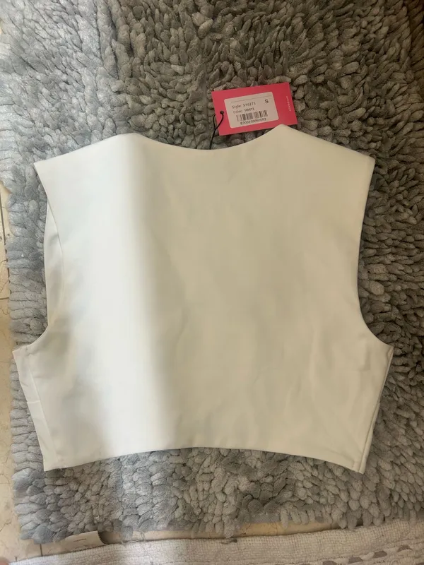 White crop top - Image 3