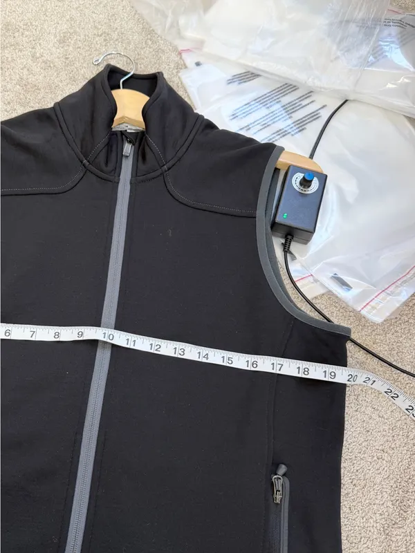 Smartwool Women’s PhD Hyfi Merino Wool Vest Full Zip in Black M - Image 10