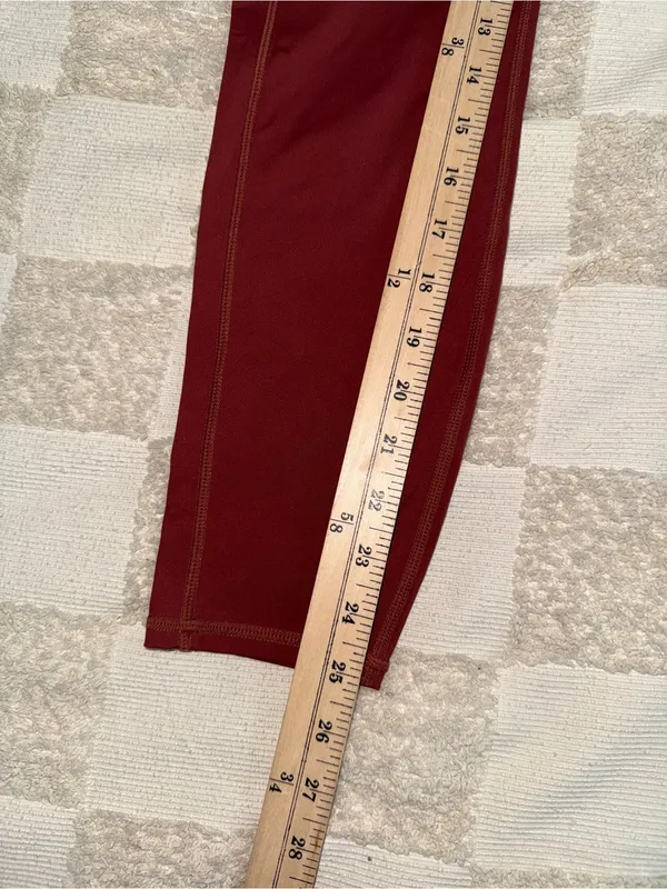 Vuori Leggings size Small‎ - Image 2