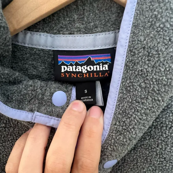 PATAGONIA- Lightweight Synchilla Snap-T Fleece Pullover Nickel and Purple Size S - Image 5