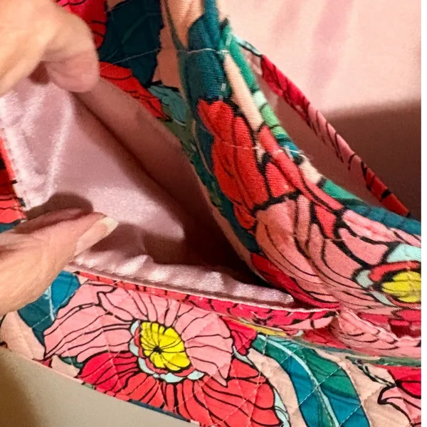 Vera Bradley Messenger Bag Womens OS Mod Floral Pink Print (retired)Excellent - Image 9