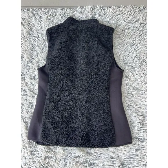 Fabletics Sedona Fleece Vest Black ‎ Polar Fleece Pockets Zip Up Size Large - Image 2