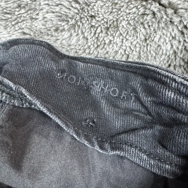 American Eagle Mom Short Women's 0 Black - Image 2