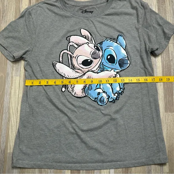 Disney Gray T-Shirt with Stitch and Angel Graphic Size Medium - Image 4
