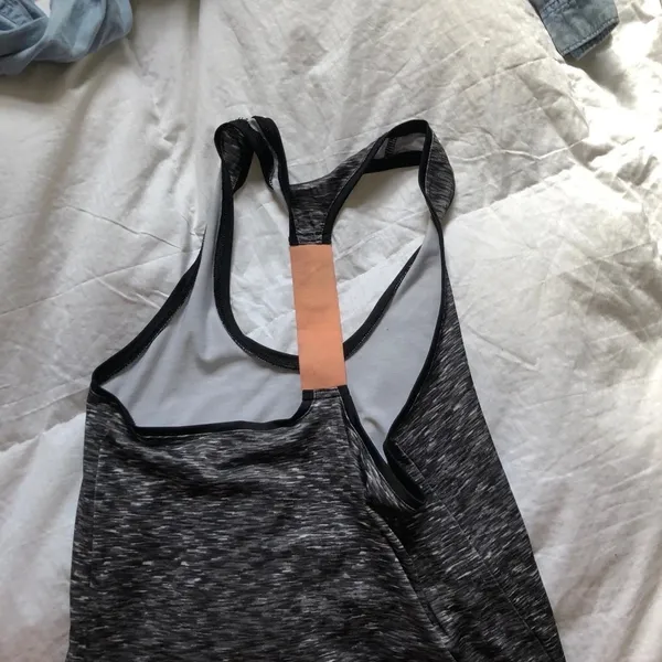 Aerie SO workout top XS - Image 8