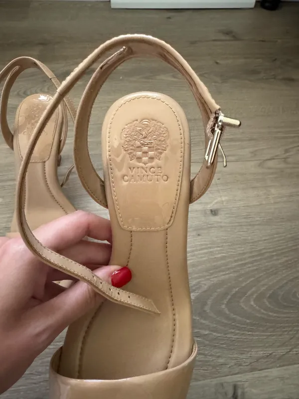 Vince Camuto Nude Heels - Image 5
