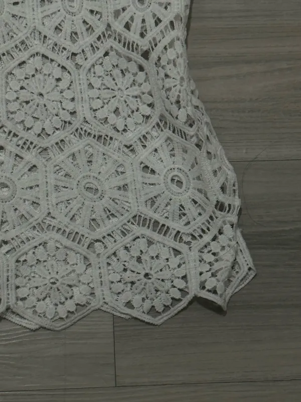 White Crochet Maxi Swim Cover Up Skirt Women’s Small - Image 5