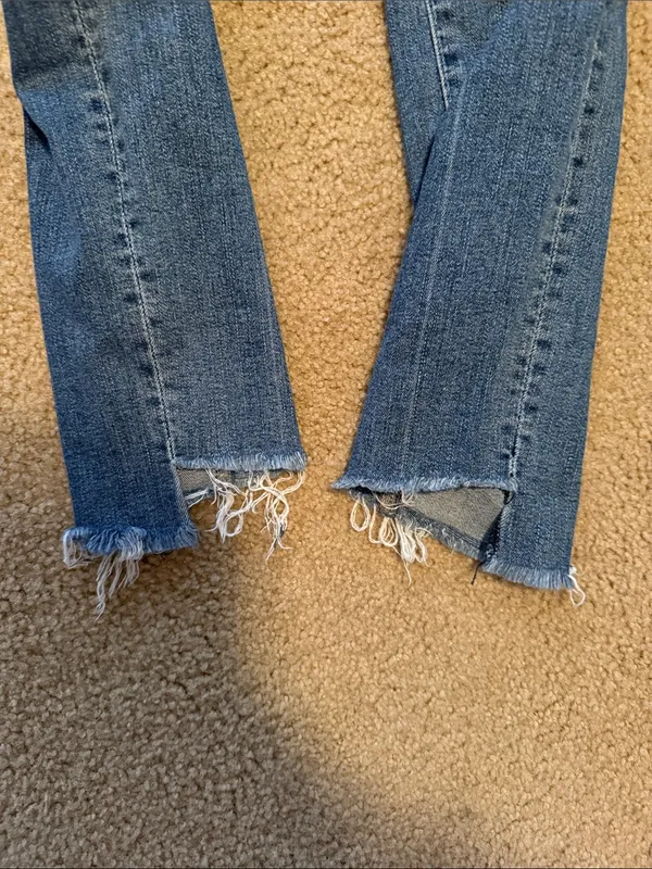 Mother Stunner Zip Ankle Step Fray Jeans - Image 9
