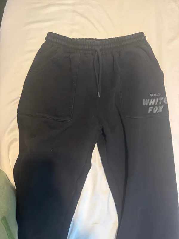 White Fox Offstage Sweatpants Onyx - Image 3