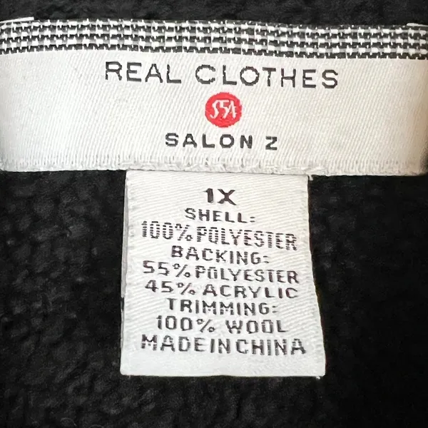 VTG - Real Clothes Saks Fifth Ave Women's Vest Black Full Zip - Sz. 1x - Image 2