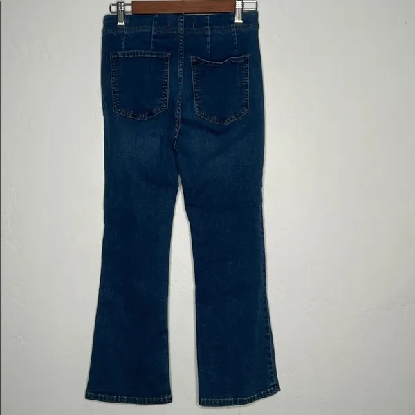 Free People Pull On High Rise Crop Flare Jeans Blue Stretch Denim Size 27 - Image 3
