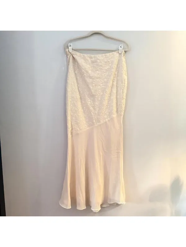 House of CB Vintage Cream Cotton Broderie Anglais Maxi Skirt - Image 4