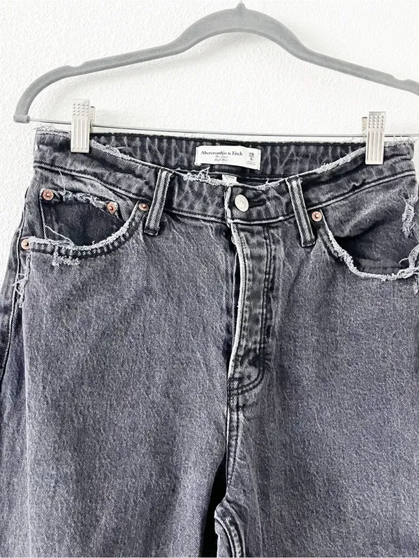 Abercrombie & Fitch High Rise Dad Washed Black Destroy Jeans - Image 3