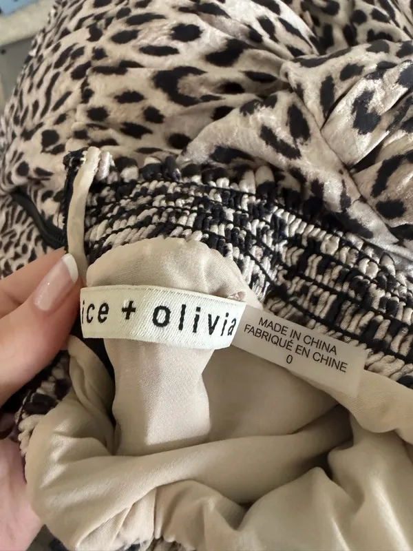 Alice + Olivia Jerilyn Shirred Leopard-Print Cupro-Blend Jacquard Dress - Image 2