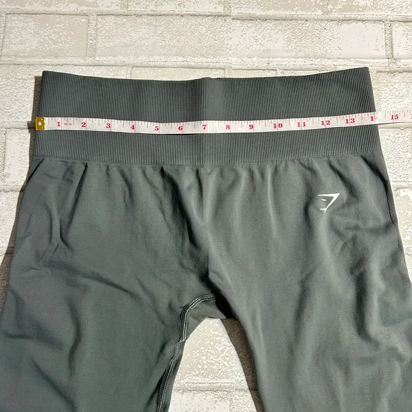 Gymshark High Waisted Gray Leggings Size Large - Image 6
