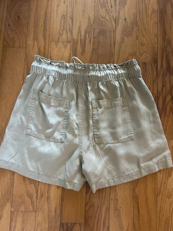 NEW LOFT High-Waist Drawstring Casual Shorts in Light Beige size S - Image 4