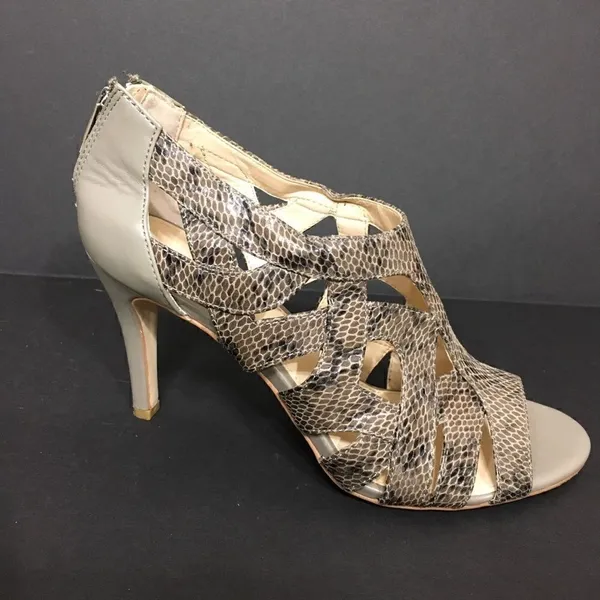 Calvin Klein Gray Python embossed heels - Image 6