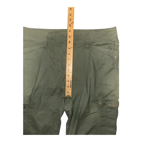 White House Black Market Olive Green Cargo‎ Capri, Size 14 - Image 5