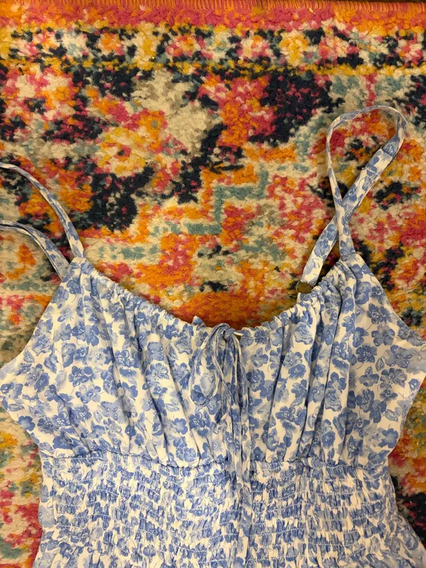 Floral Hollister Maxi Dress - Image 3