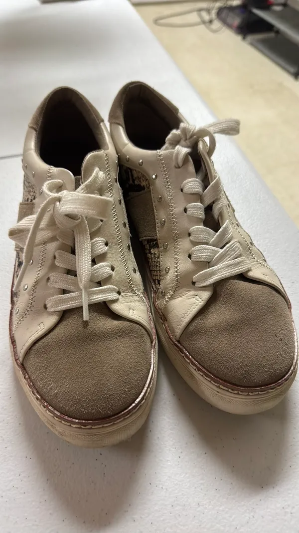 Crown Vintage sneaker Tan Size 9.5 - Image 2