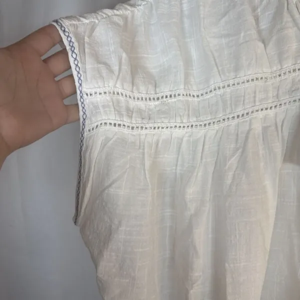 Max Studio London White Floral Sleeveless Top Size Medium NWT - Image 5