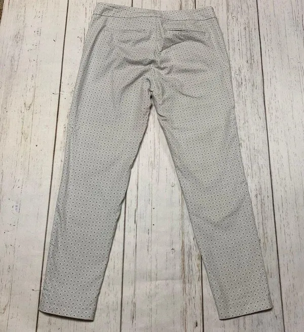 Crosby. Geometric Skinny Ankle Pants Gray Size 6 - Image 2