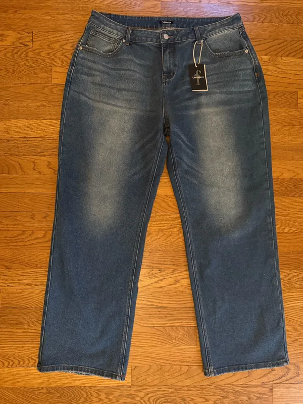 Women’s Dark Blue Straight-Leg Jeans size 4XL - Image 3