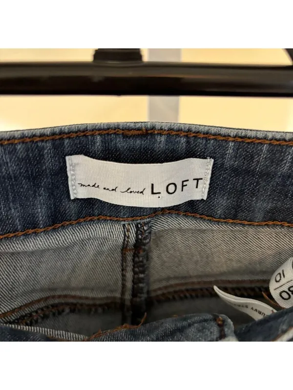 Loft EUC Women's Dark Wash Curvy Straight Leg Jeans Size 30/10 - Image 4