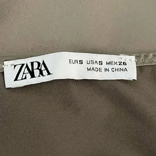 Zara Women’s Silver Gray Spaghetti Straps V-Neck Minimalist Top SZ S #1158 - Image 3